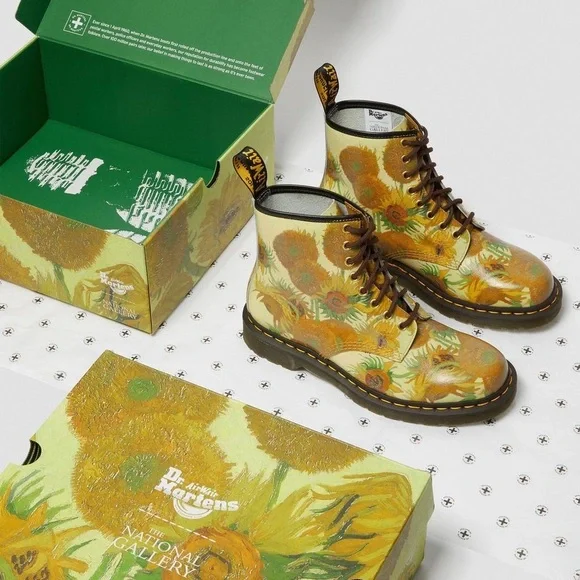 Dr. Martens 1460 THE NATIONAL GALLERY VAN GOGH LACE UP BOOTS limited Edition NEW - Picture 9 of 9